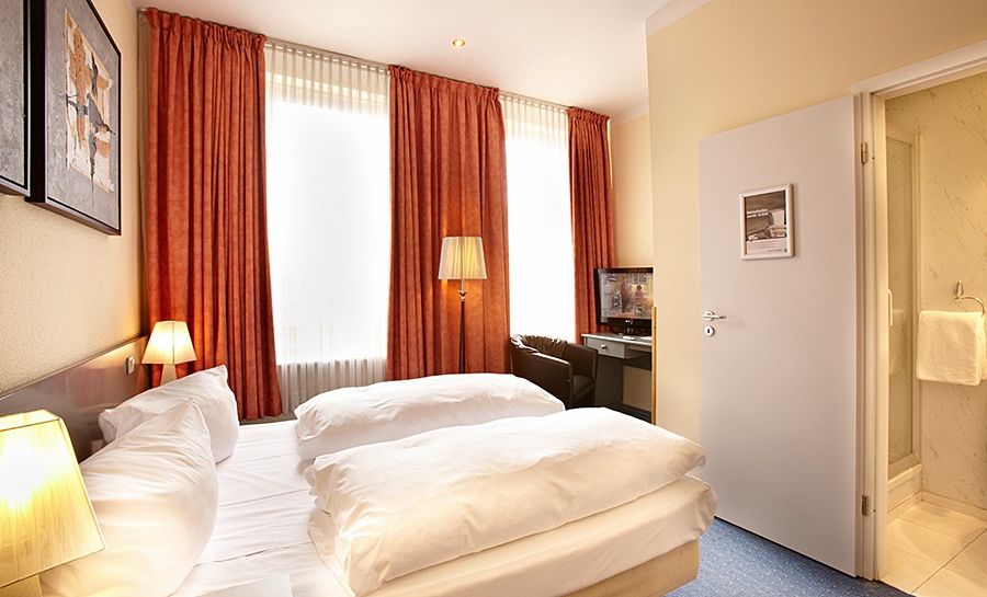 Hotel Ostseehalle Kiel By Premiere Classe Bagian luar foto
