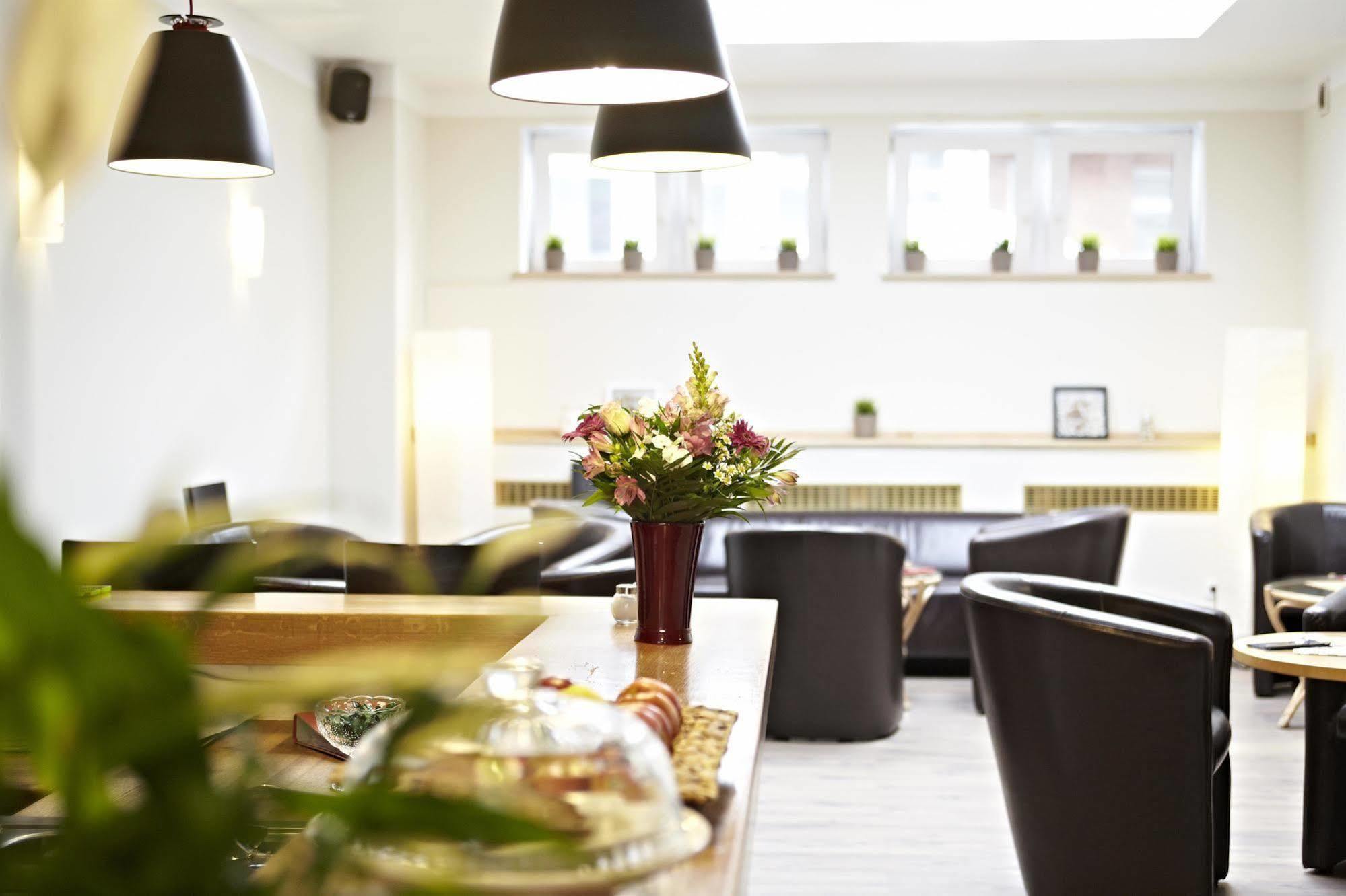 Hotel Ostseehalle Kiel By Premiere Classe Bagian luar foto